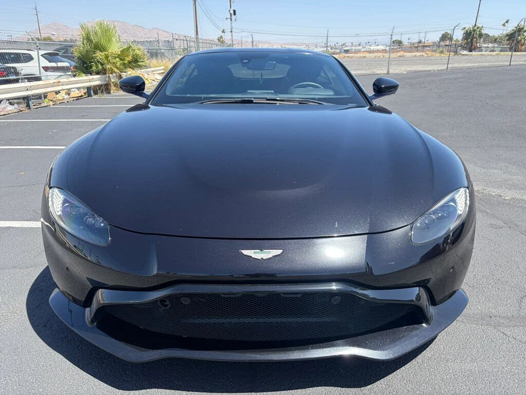 2019 Aston Martin Vantage RWD photo 6