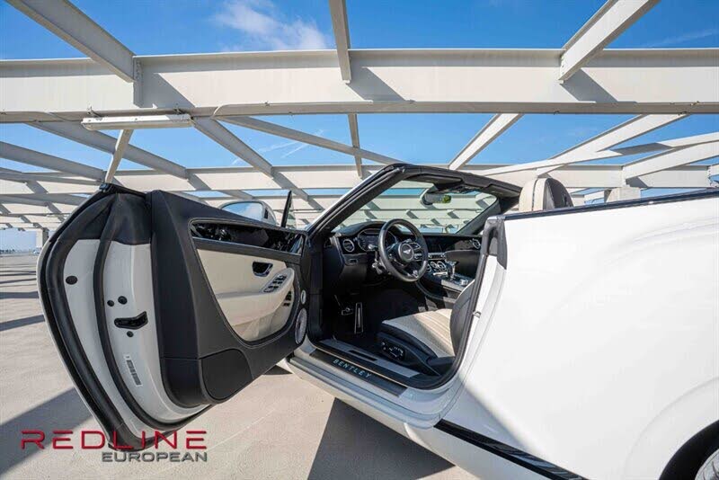 2021 Bentley Continental GTC V8 AWD photo 5