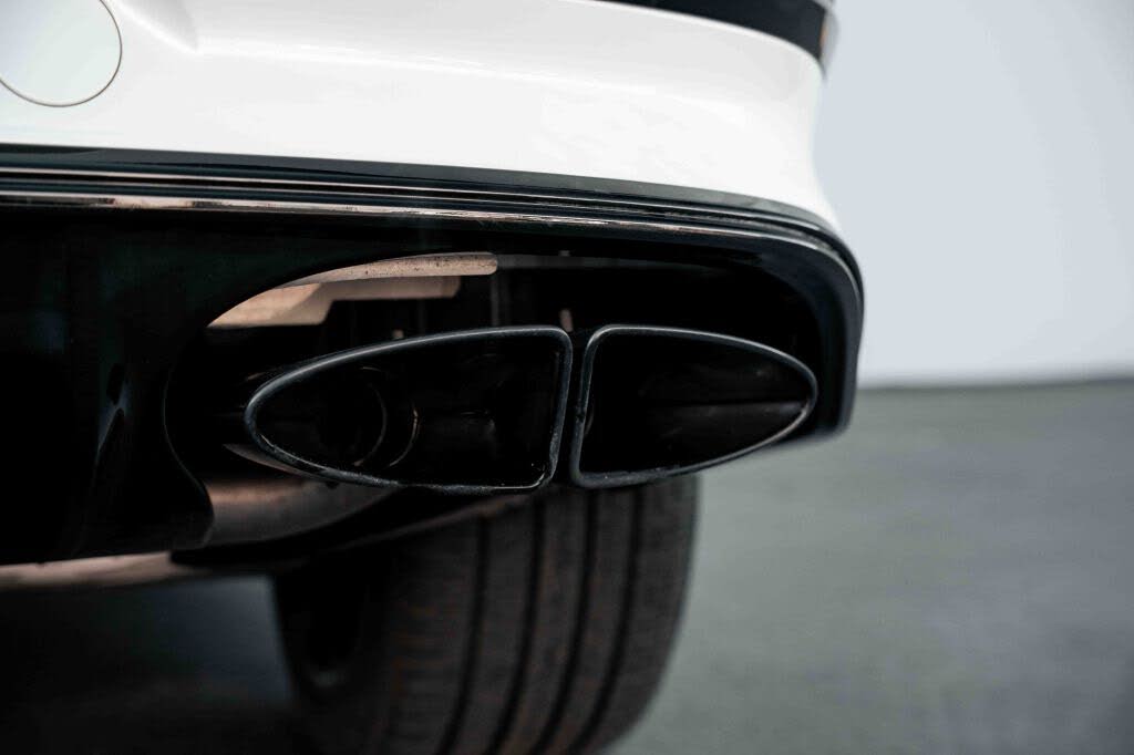 2021 Bentley Bentayga V8 AWD photo 14