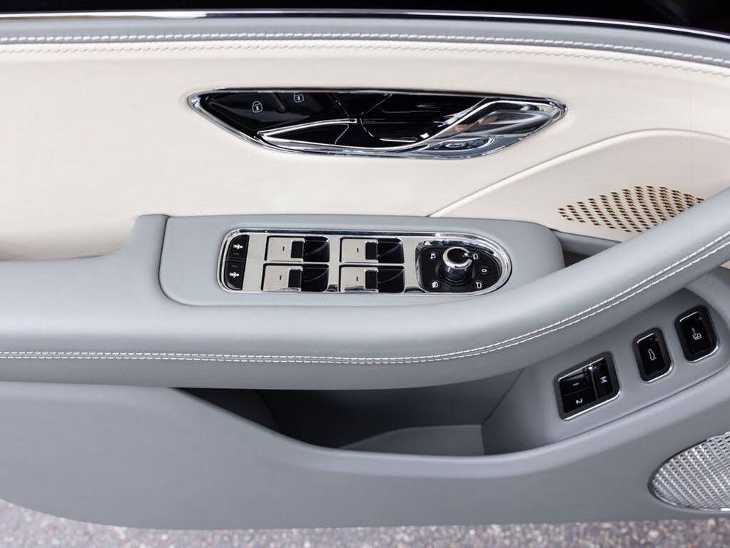 2026 Bentley Flying Spur AWD photo 24
