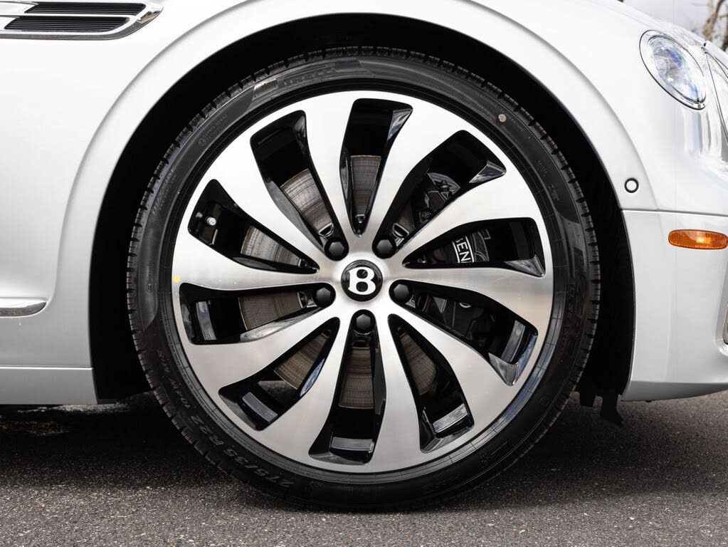 2026 Bentley Flying Spur AWD photo 6