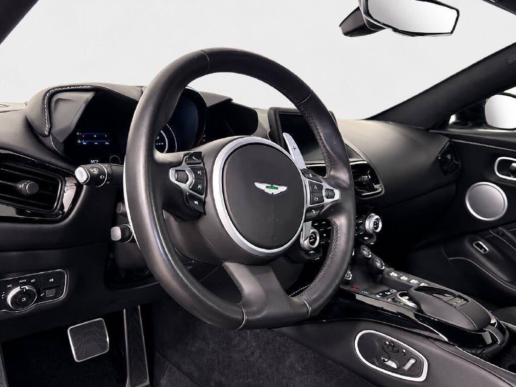 2021 Aston Martin Vantage Coupe RWD photo 11
