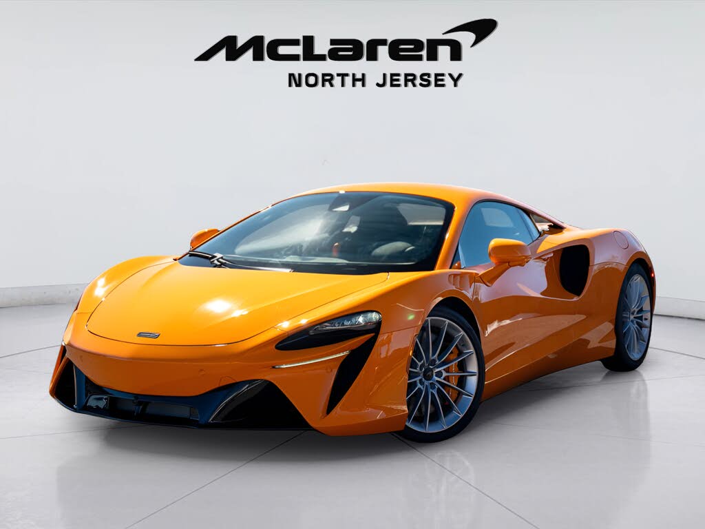 2026 McLaren Artura RWD