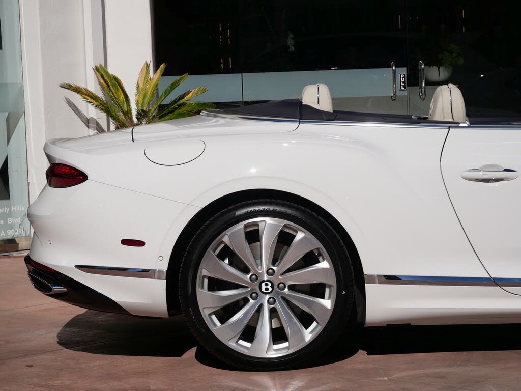 2026 Bentley Continental GTC AWD photo 8
