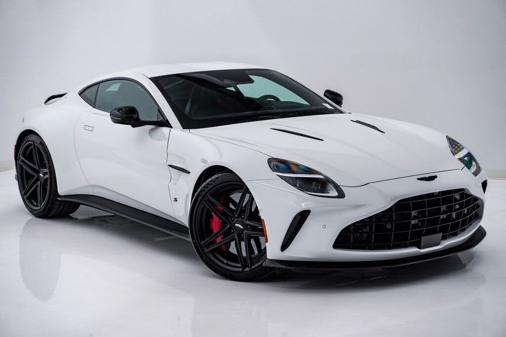 2026 Aston Martin Vantage S Coupe RWD photo 3