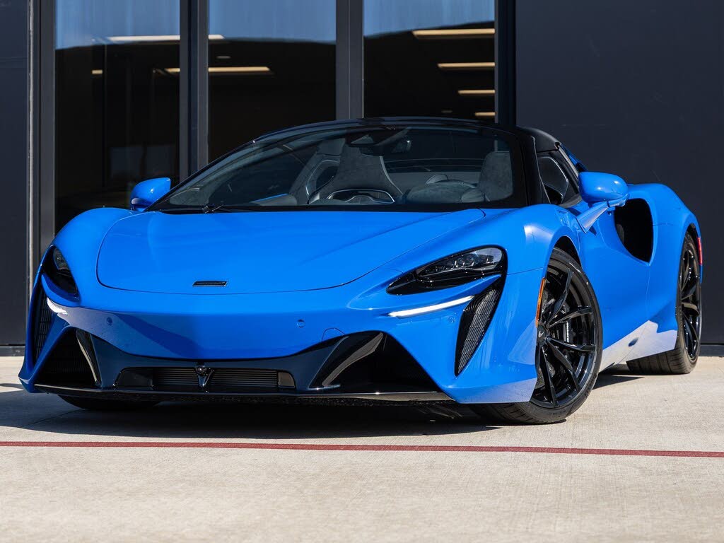 2026 McLaren Artura RWD - $333,200