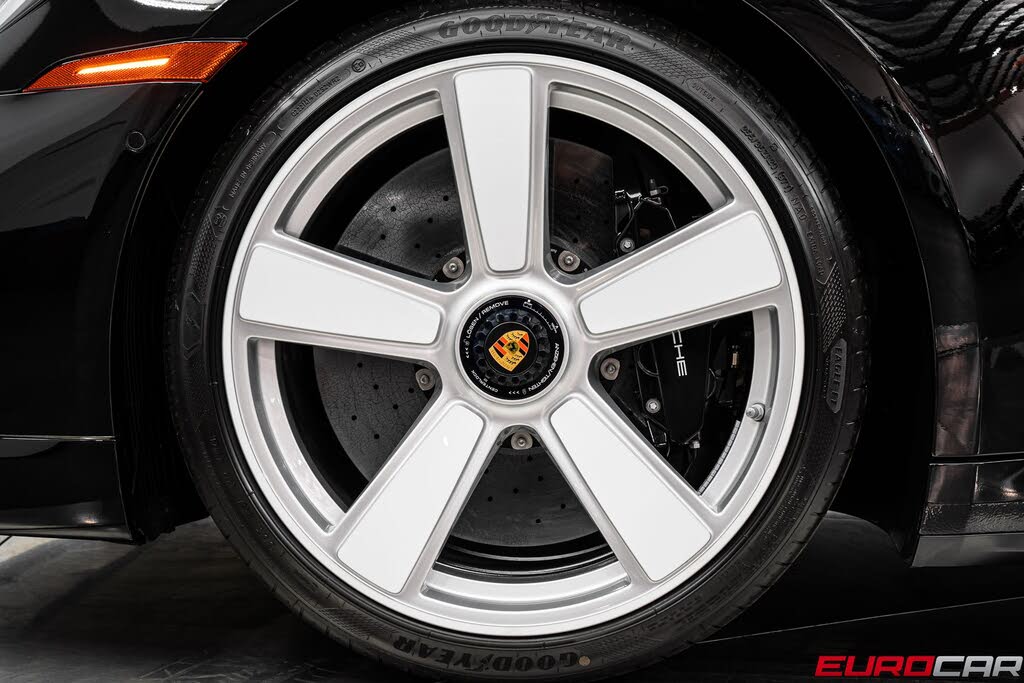 2025 Porsche 911 Turbo Coupe AWD photo 21 of 24