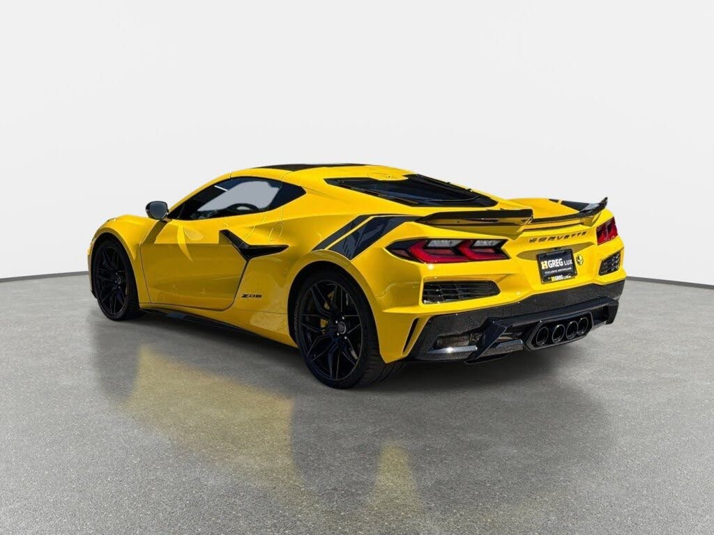 2025 Chevrolet Corvette Z06 3LZ Coupe RWD photo 5