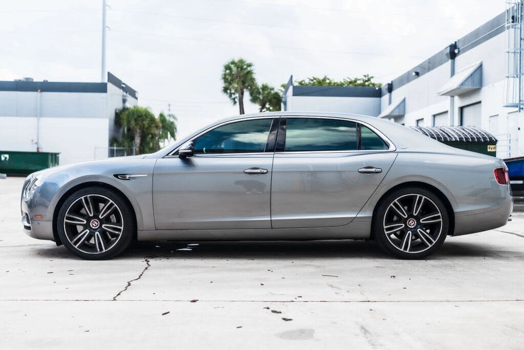 2017 Bentley Flying Spur V8 S AWD photo 12