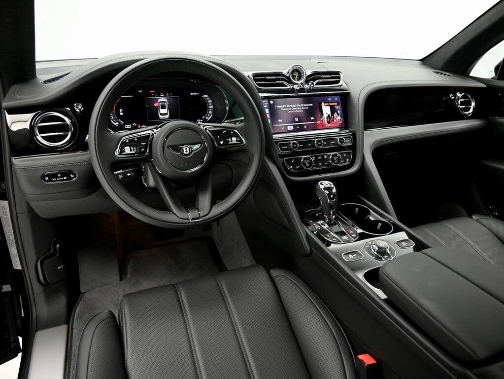 2025 Bentley Bentayga V8 AWD photo 13