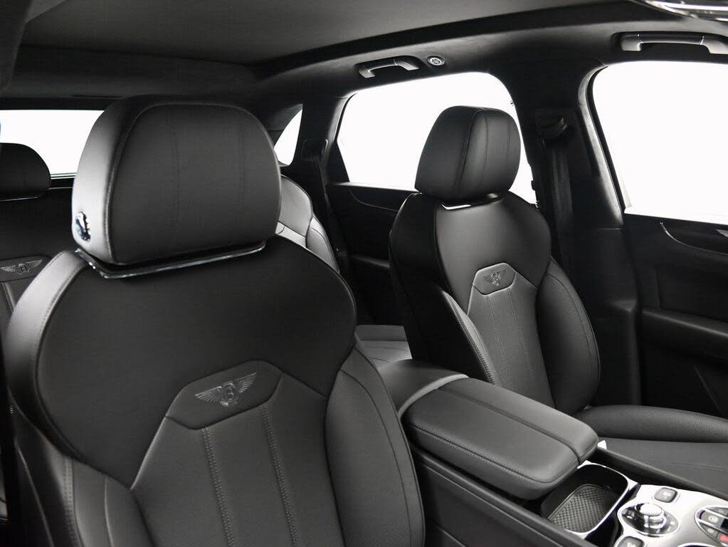 2025 Bentley Bentayga V8 AWD photo 17
