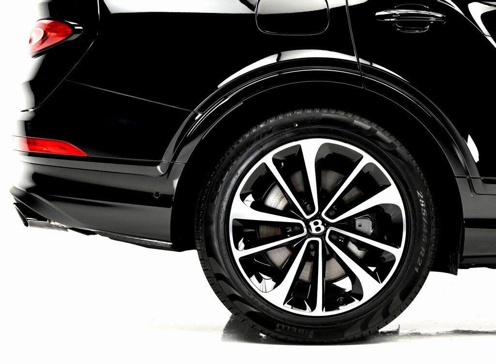 2025 Bentley Bentayga V8 AWD photo 8