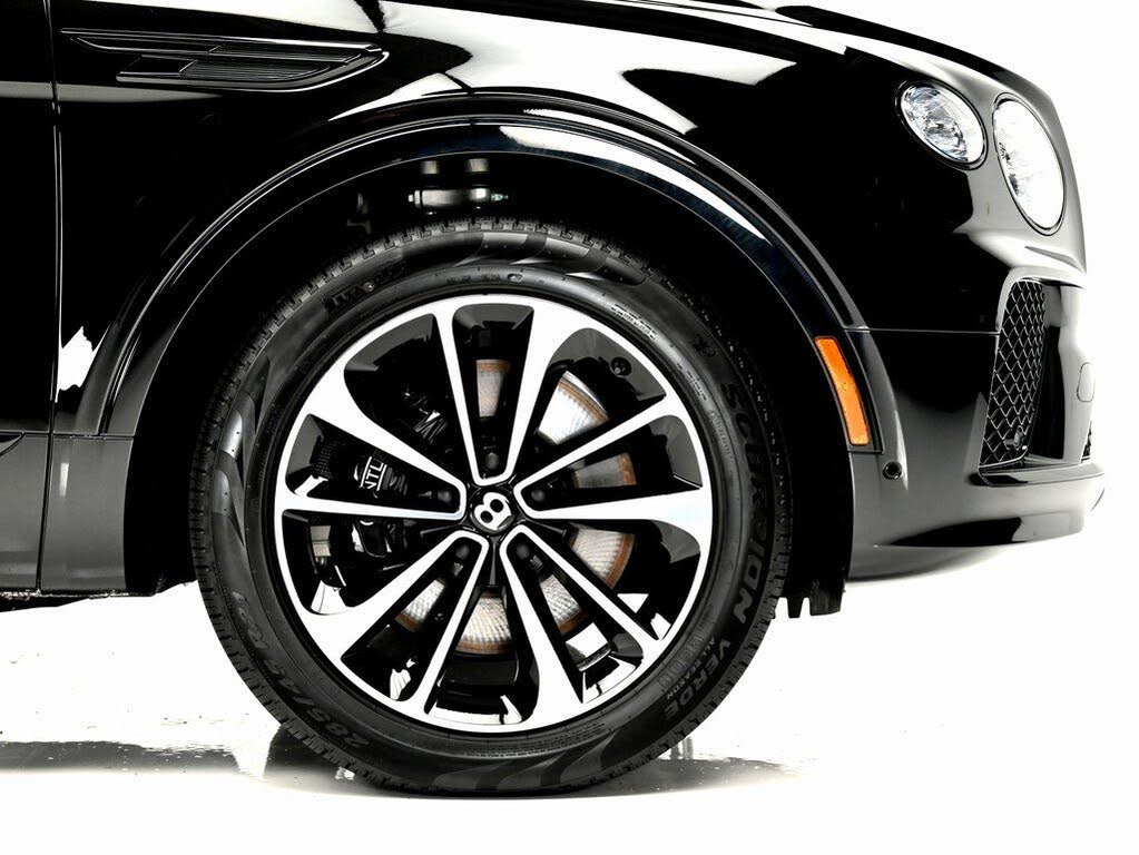 2025 Bentley Bentayga V8 AWD photo 9