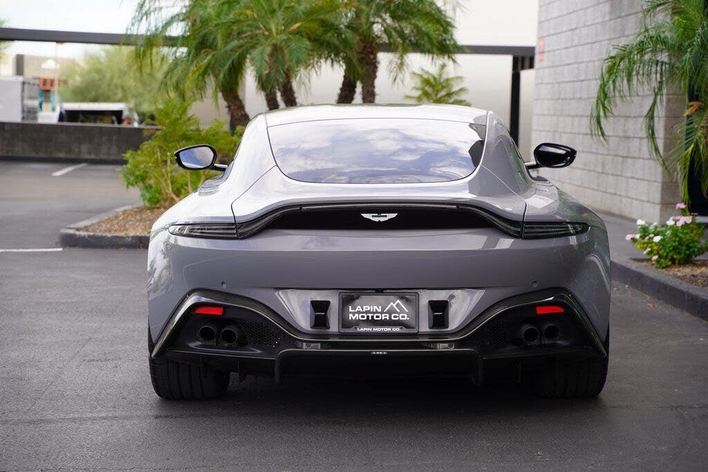 2020 Aston Martin Vantage photo 8
