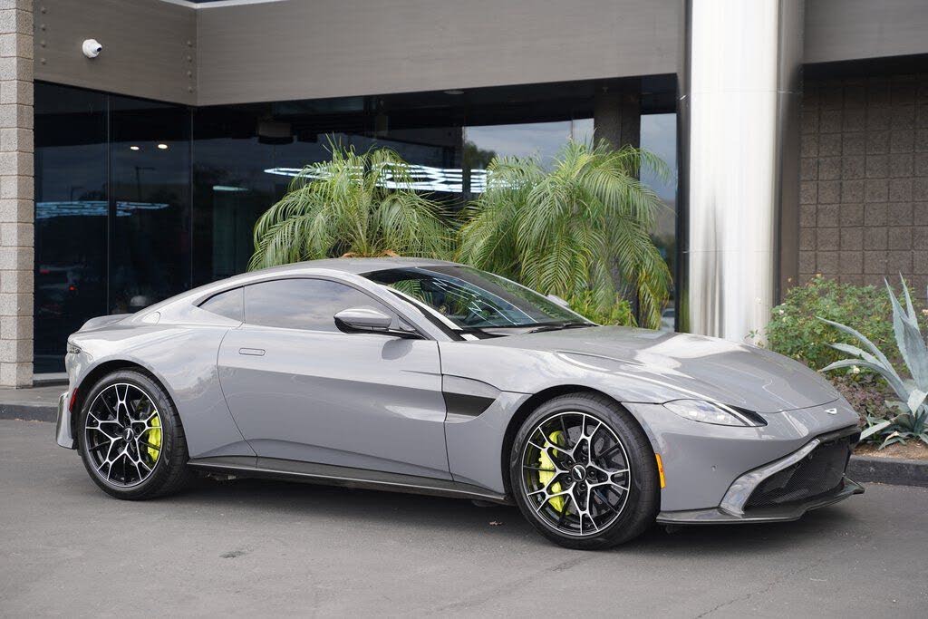 2020 Aston Martin Vantage photo 10