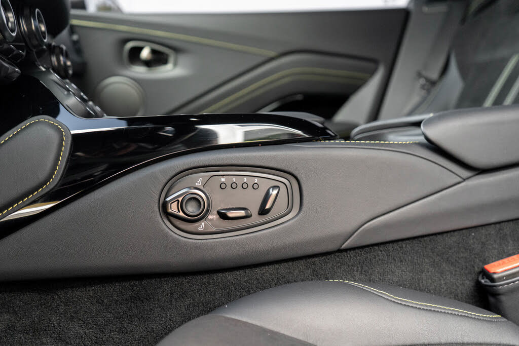 2023 Aston Martin Vantage V8 Coupe RWD photo 22