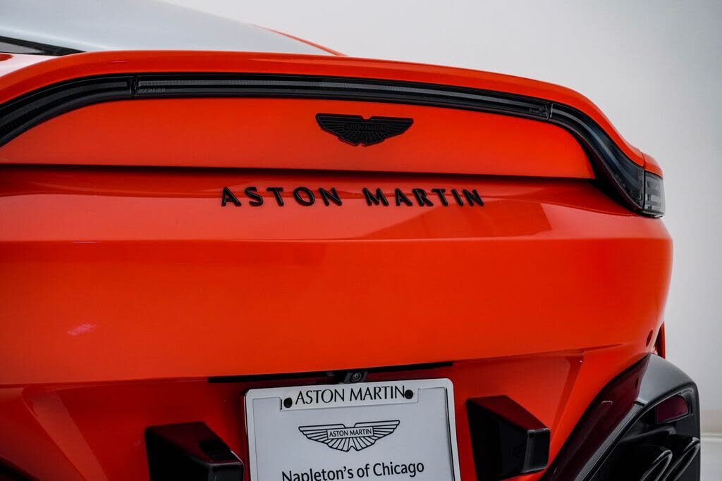2025 Aston Martin Vantage Coupe RWD photo 12