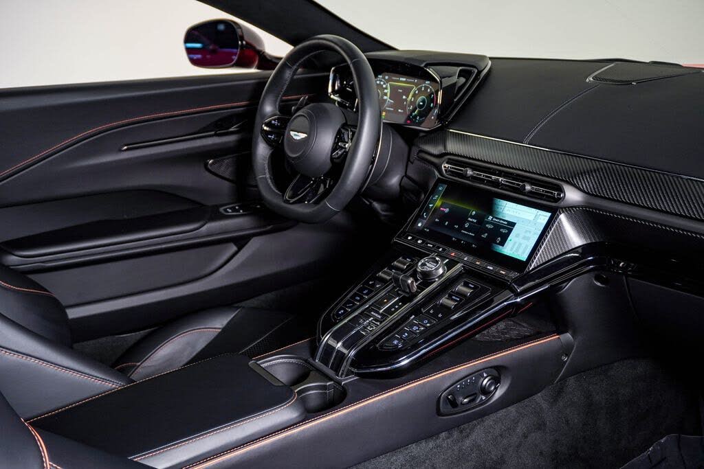 2025 Aston Martin Vantage Coupe RWD photo 16