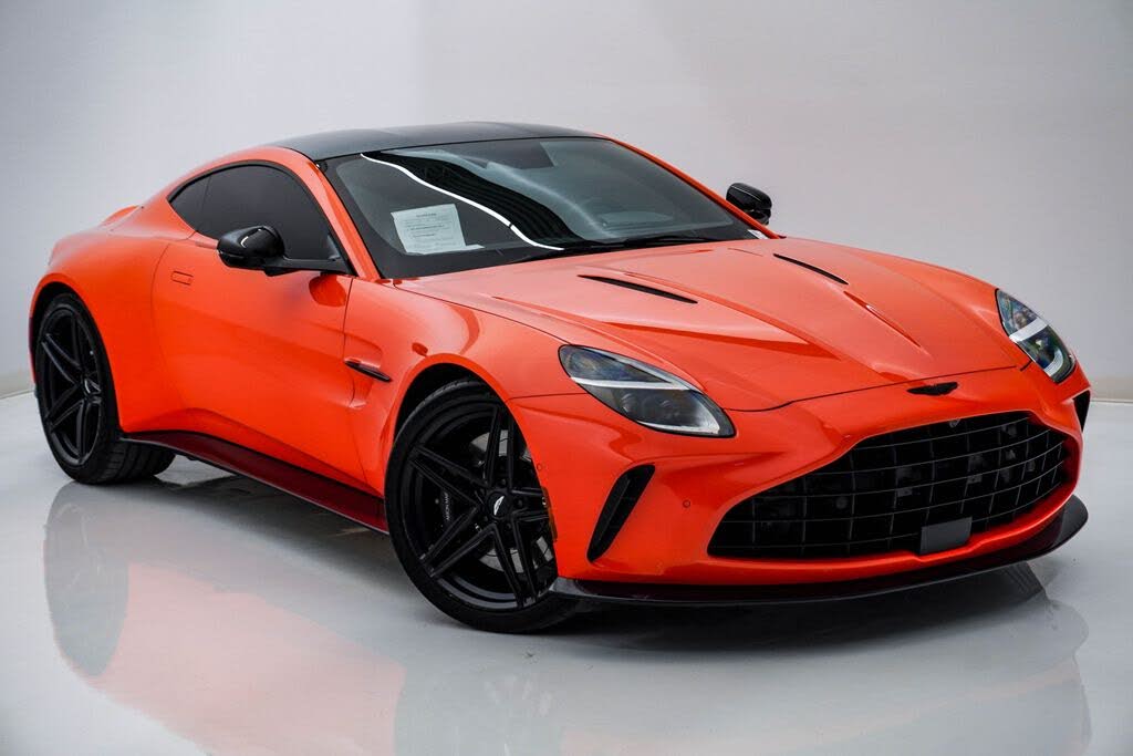 2025 Aston Martin Vantage Coupe RWD photo 3