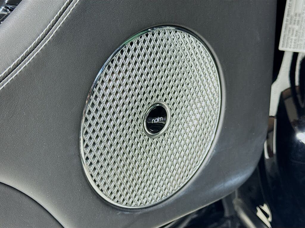 2021 Bentley Bentayga V8 AWD photo 18