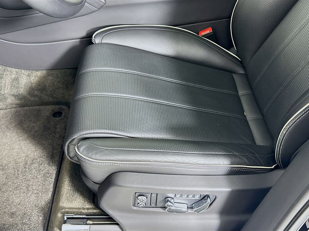 2021 Bentley Bentayga V8 AWD photo 19
