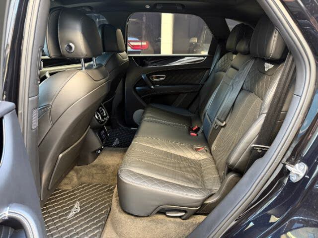 2017 Bentley Bentayga W12 First Edition AWD photo 14