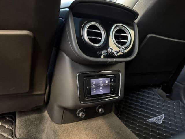 2017 Bentley Bentayga W12 First Edition AWD photo 15