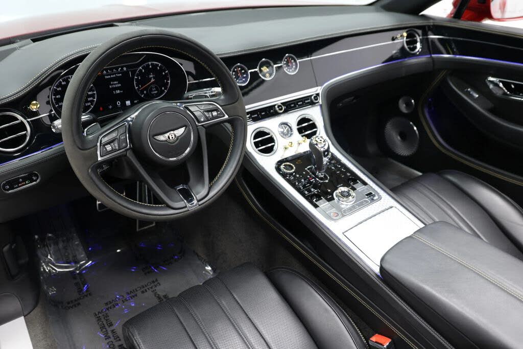 2020 Bentley Continental GTC AWD photo 2