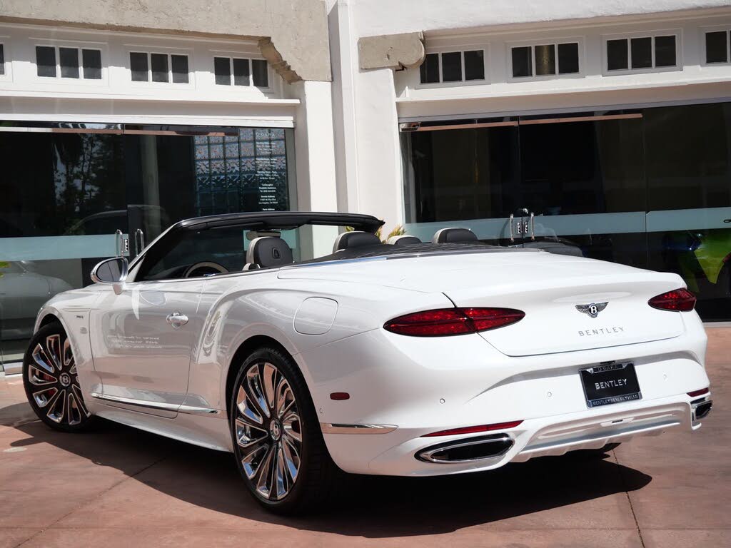 2026 Bentley Continental GTC Mulliner AWD photo 3