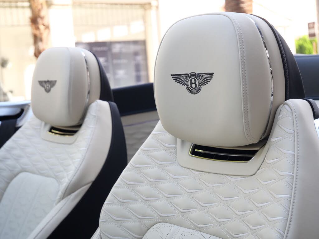 2026 Bentley Continental GTC Mulliner AWD photo 24
