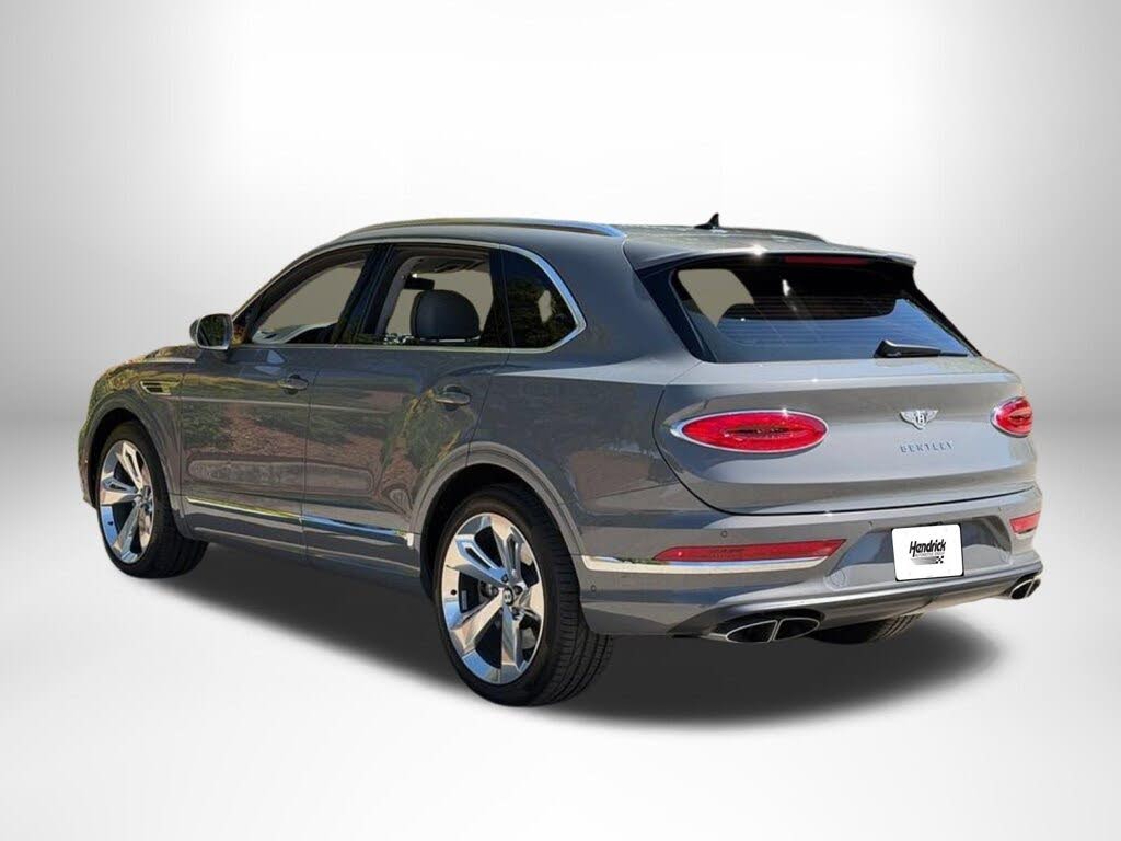 2025 Bentley Bentayga Azure V8 AWD photo 4