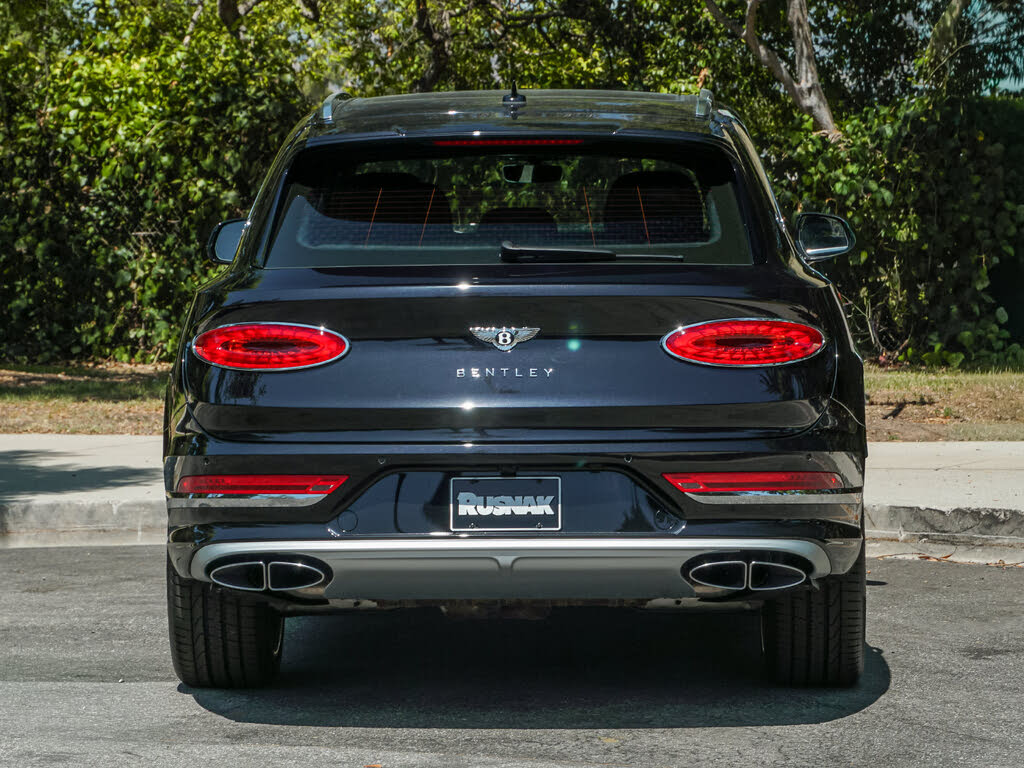2025 Bentley Bentayga photo 6