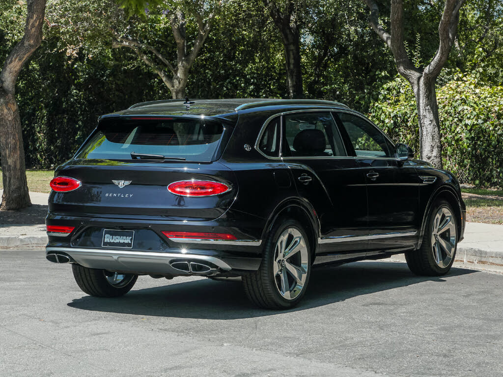 2025 Bentley Bentayga photo 7