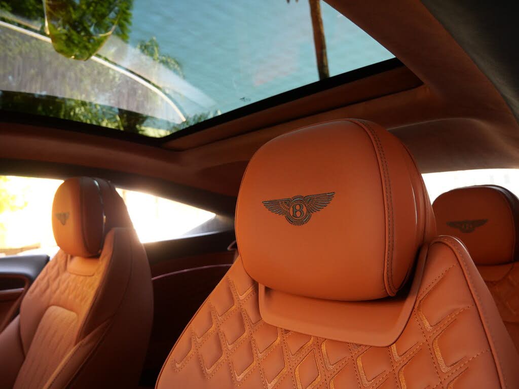 2026 Bentley Continental GT Azure AWD photo 18