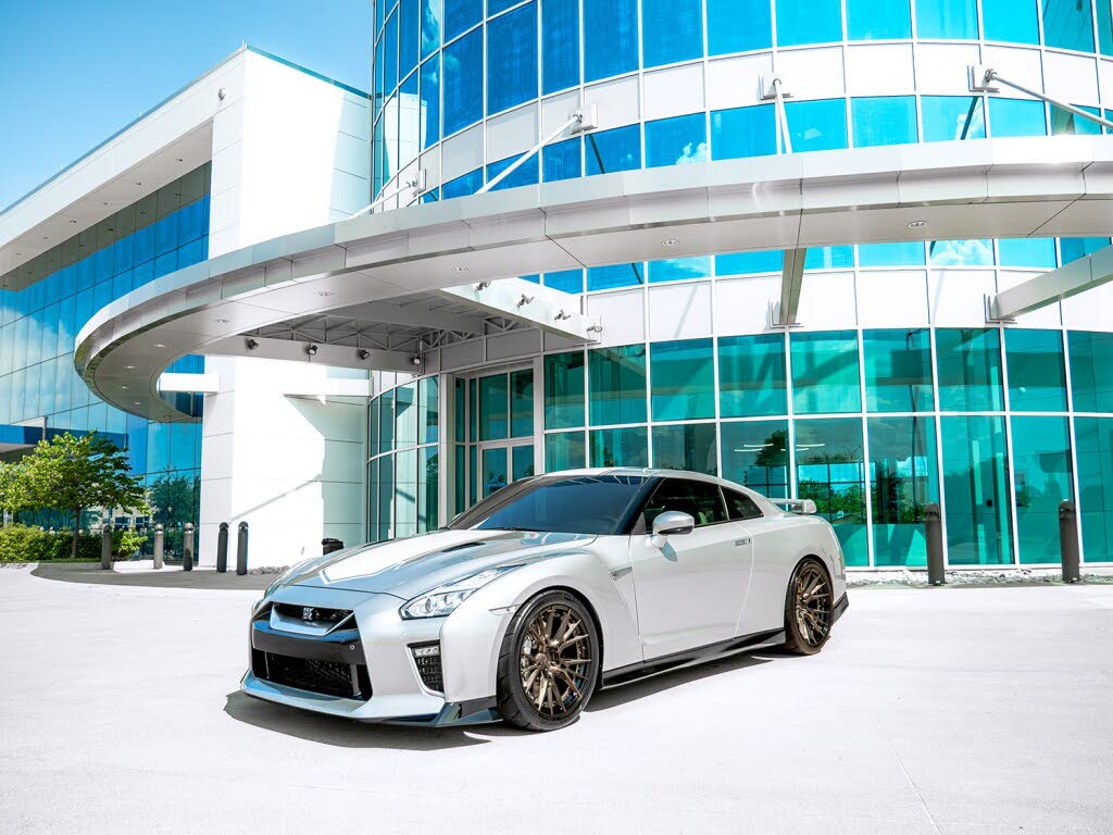 2020 Nissan GT-R Premium AWD
