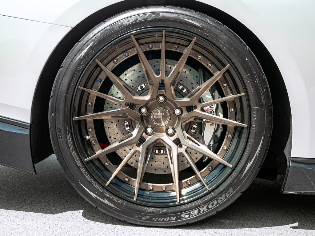 2020 Nissan GT-R Premium AWD photo 20