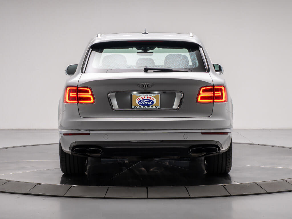 2019 Bentley Bentayga V8 AWD photo 4