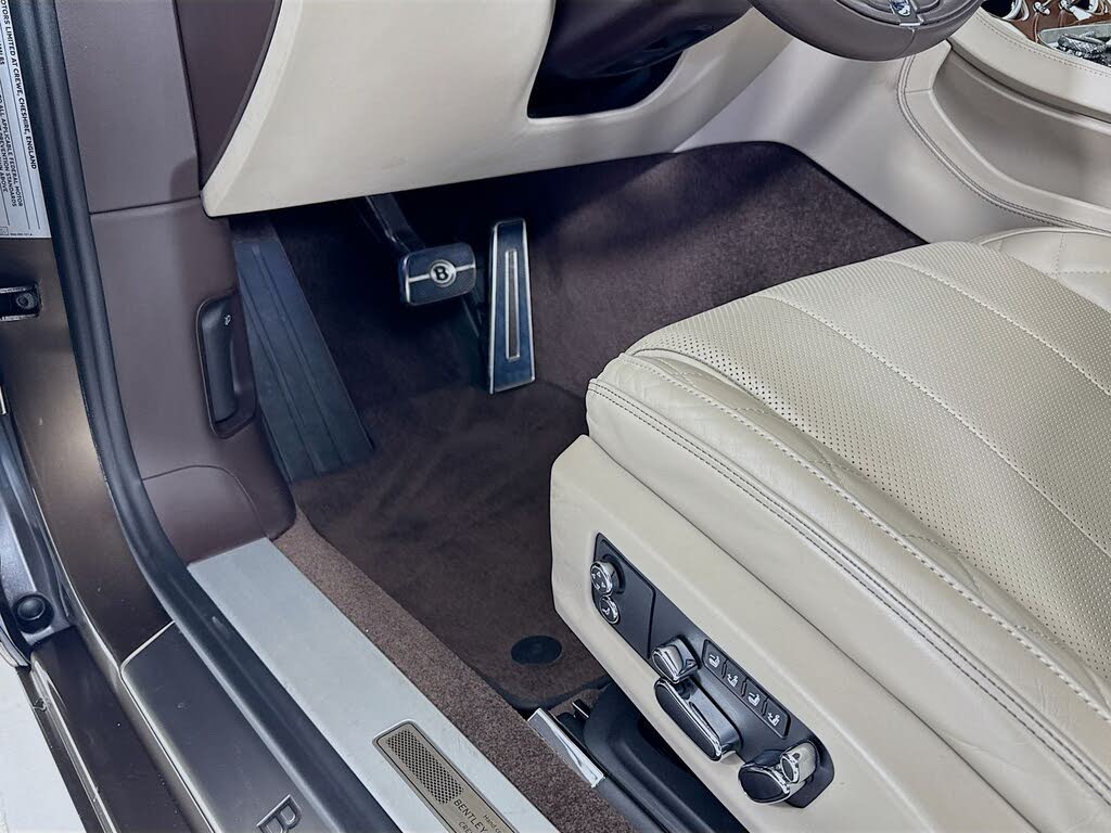 2020 Bentley Continental GT V8 AWD photo 23