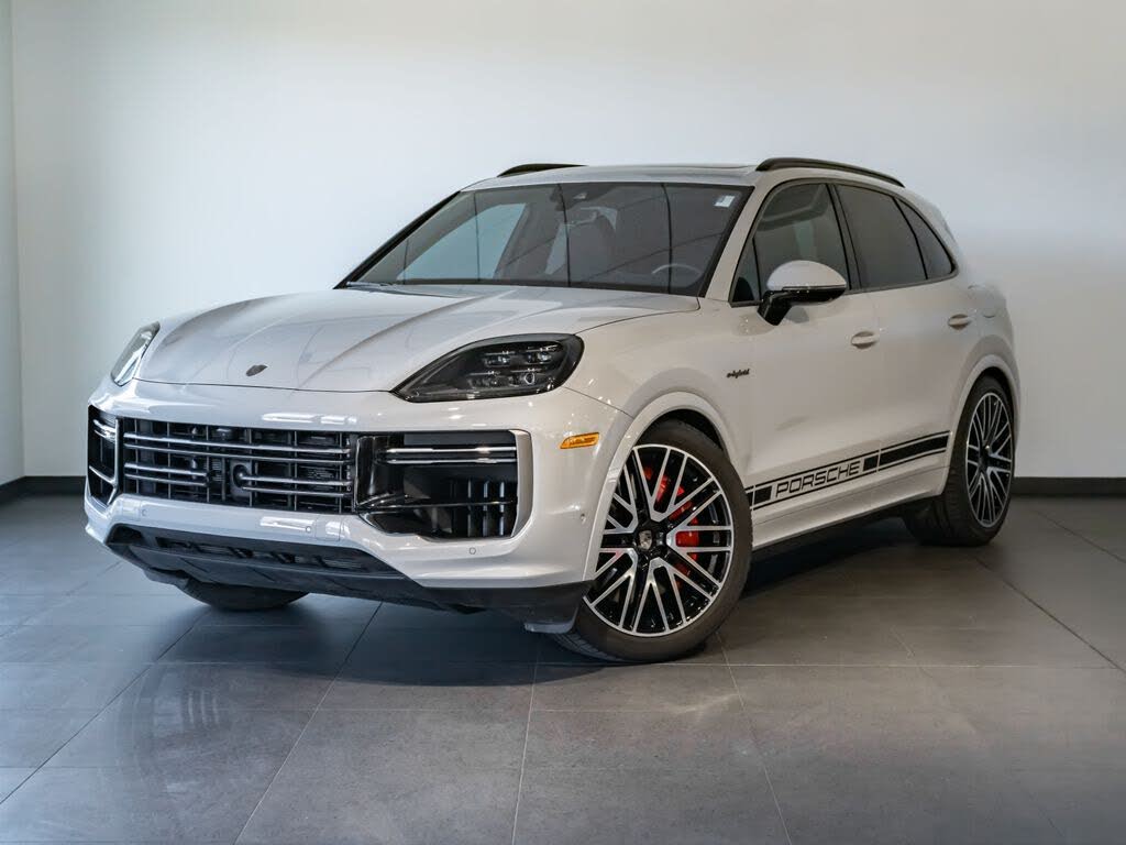 2025 Porsche Cayenne Turbo GT AWD