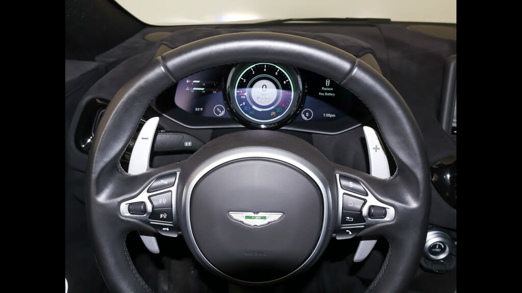 2021 Aston Martin Vantage Coupe RWD photo 23