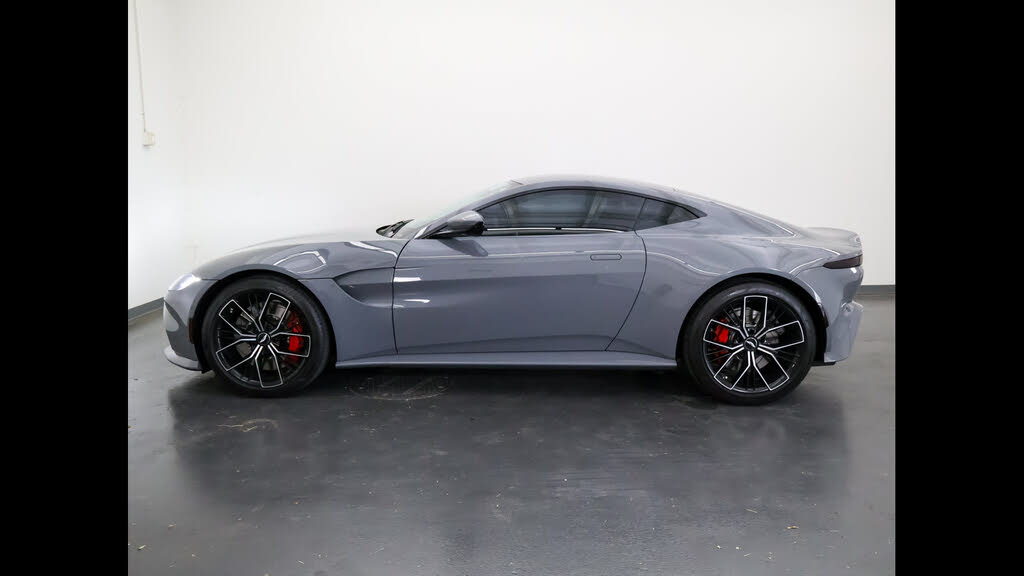 2021 Aston Martin Vantage Coupe RWD photo 6