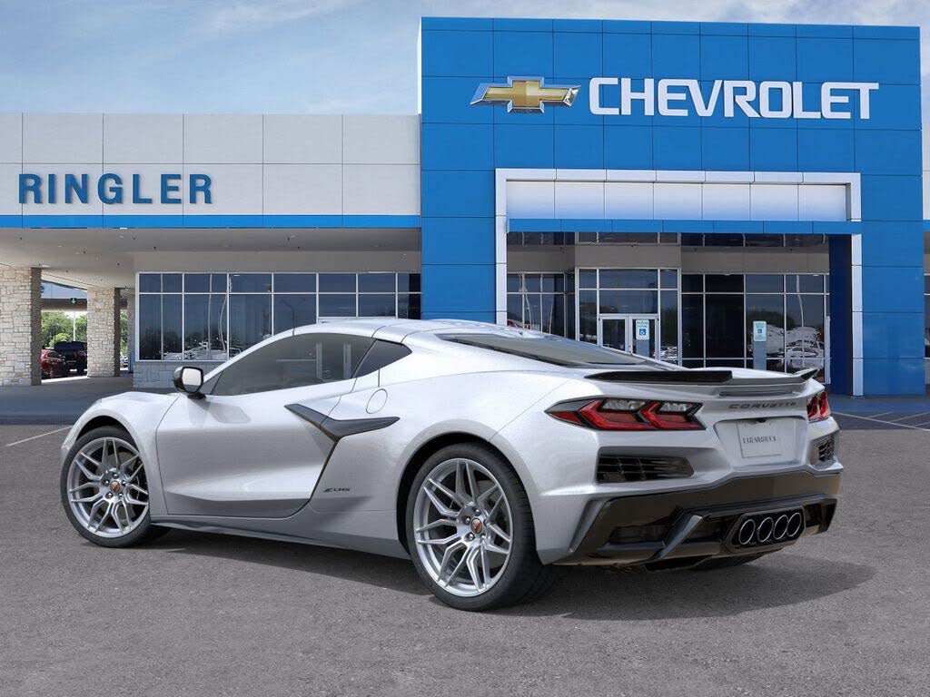 2026 Chevrolet Corvette Z06 1LZ Coupe RWD photo 3
