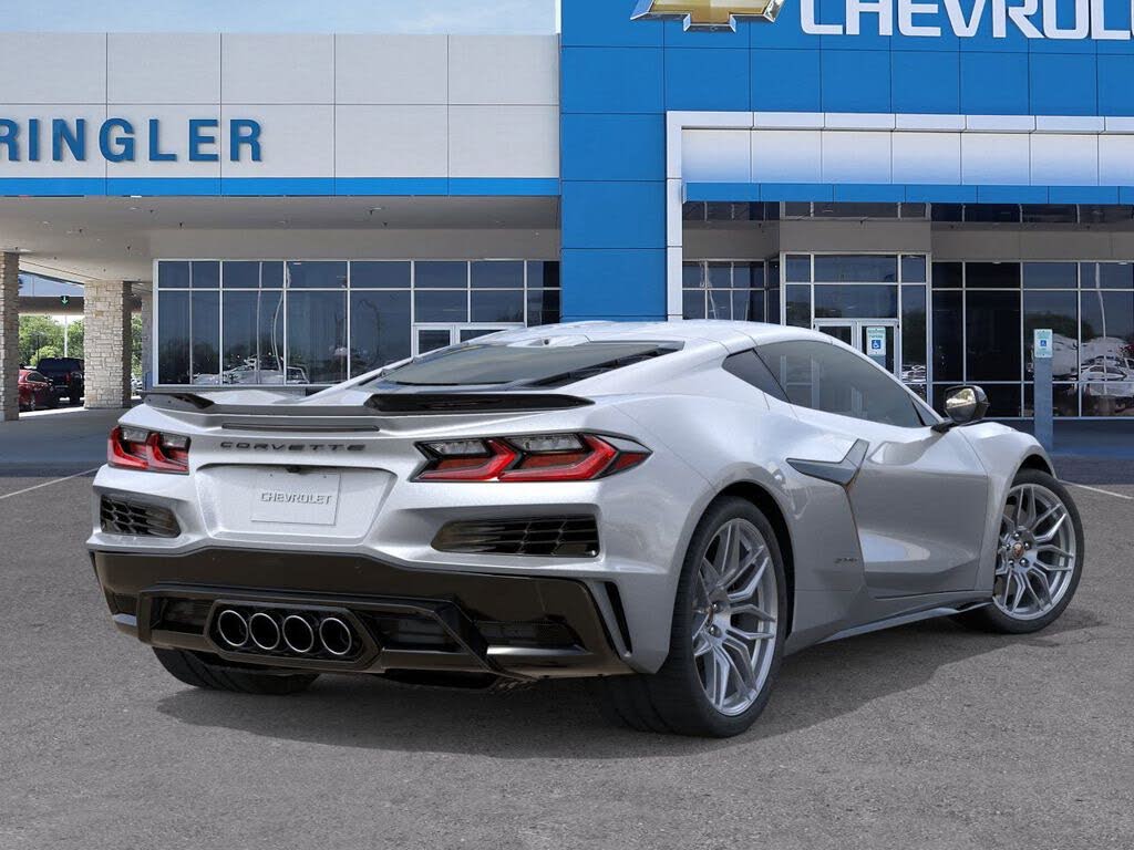 2026 Chevrolet Corvette Z06 1LZ Coupe RWD photo 4