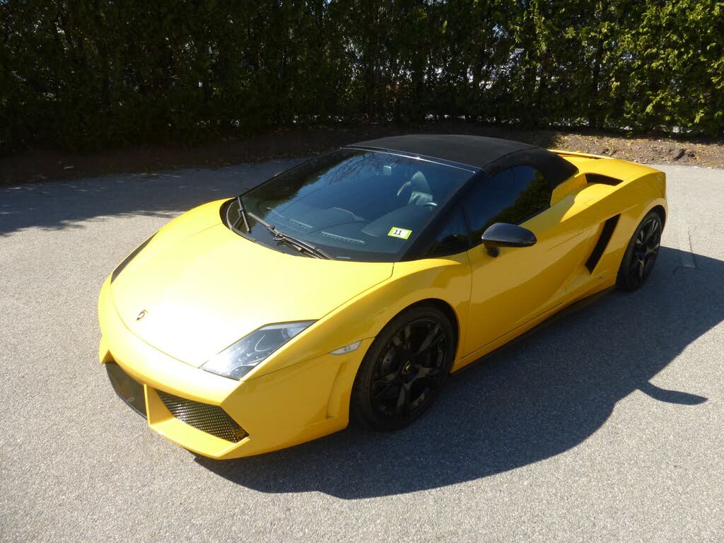2010 Lamborghini Gallardo LP 560-4 Spyder AWD photo 3