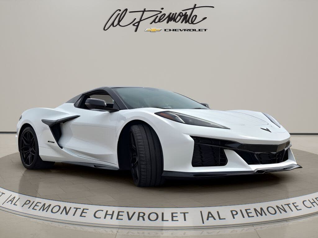 2023 Chevrolet Corvette Z06 3LZ Convertible RWD photo 2