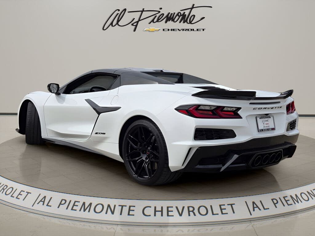 2023 Chevrolet Corvette Z06 3LZ Convertible RWD photo 7