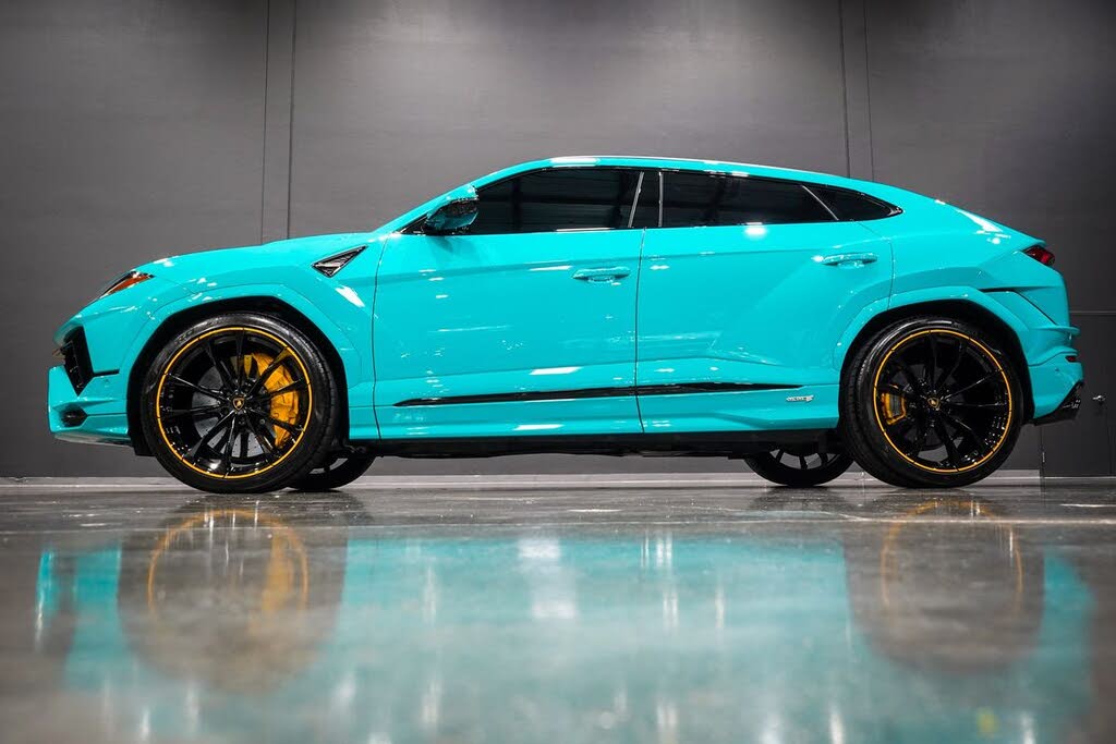 2024 Lamborghini Urus S AWD - $284,989