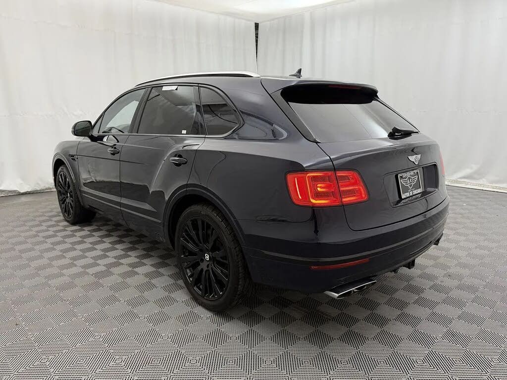2017 Bentley Bentayga W12 AWD photo 7