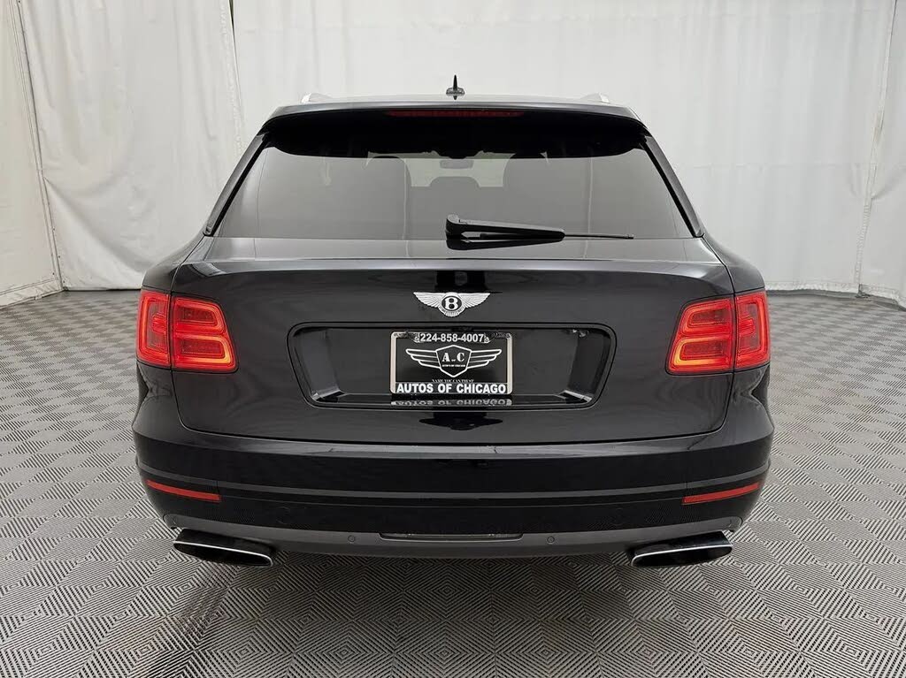 2017 Bentley Bentayga W12 AWD photo 6
