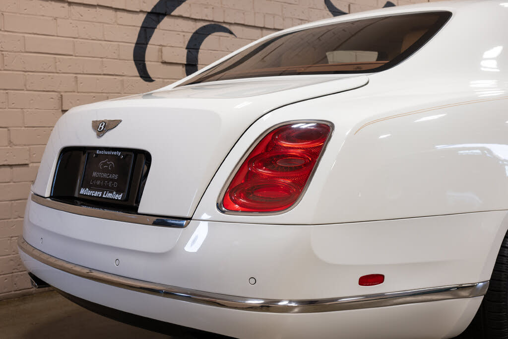 2013 Bentley Mulsanne RWD photo 18